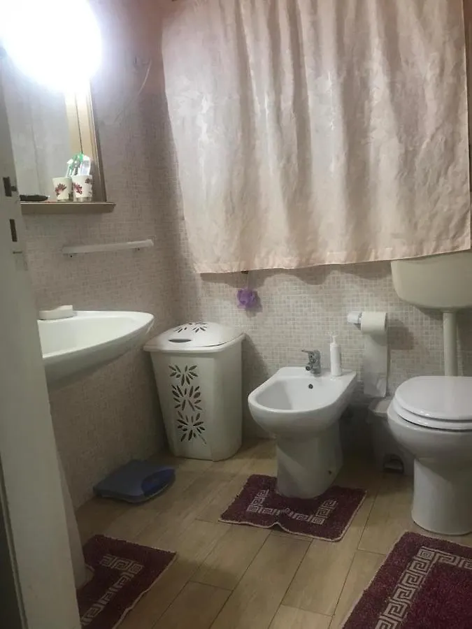 Casa Vicolo Del Poeta Acireale Bed and Breakfast Italia