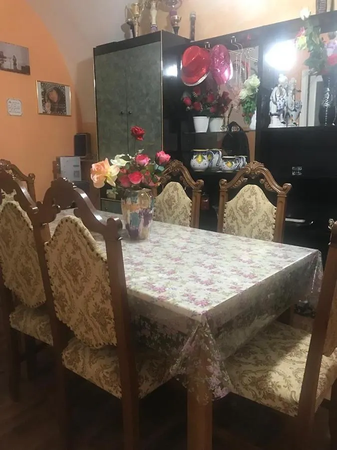 Casa Vicolo Del Poeta Acireale Bed and Breakfast 0*,  Italia